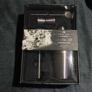 The Original Brand 4pc Cocktail set NIB NWT